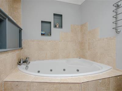 Picture 15